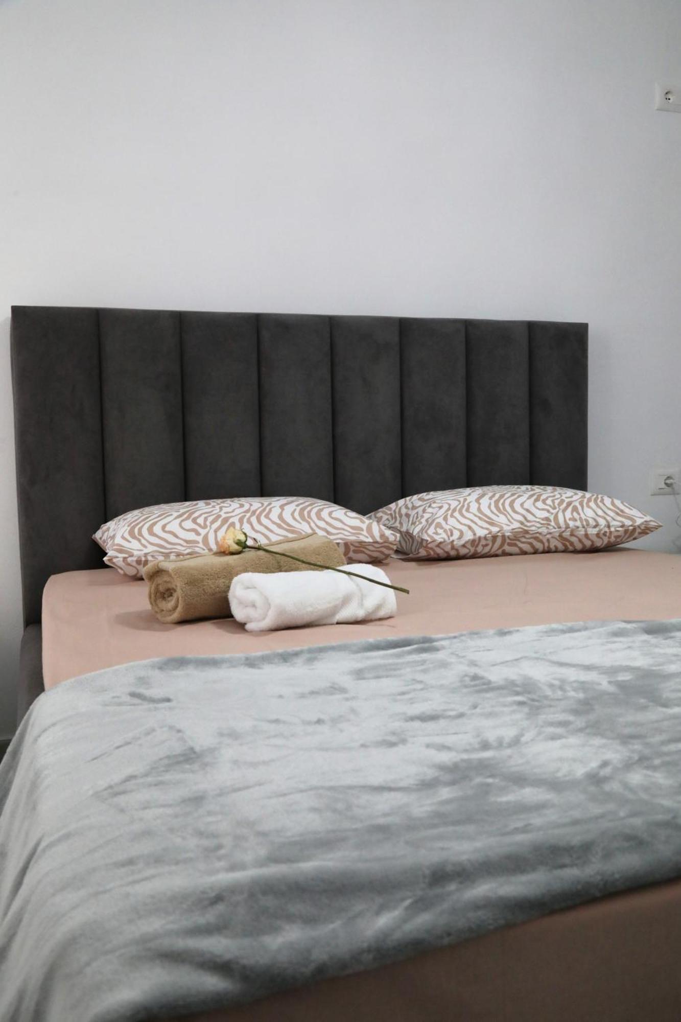 Rozafa Guest Room Center Shkoder Luaran gambar